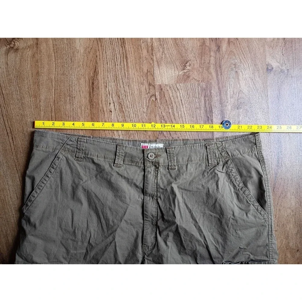 Wrangler Relaxed Fit Cargo Shorts Men's 48 Brown